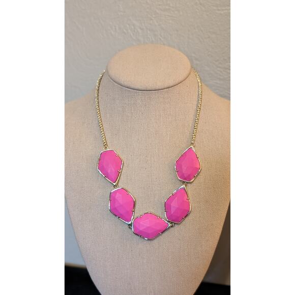 Kendra Scott Pink Five Faceted Stone Statement 18" Plus 2" Necklace - Picture 5 of 12